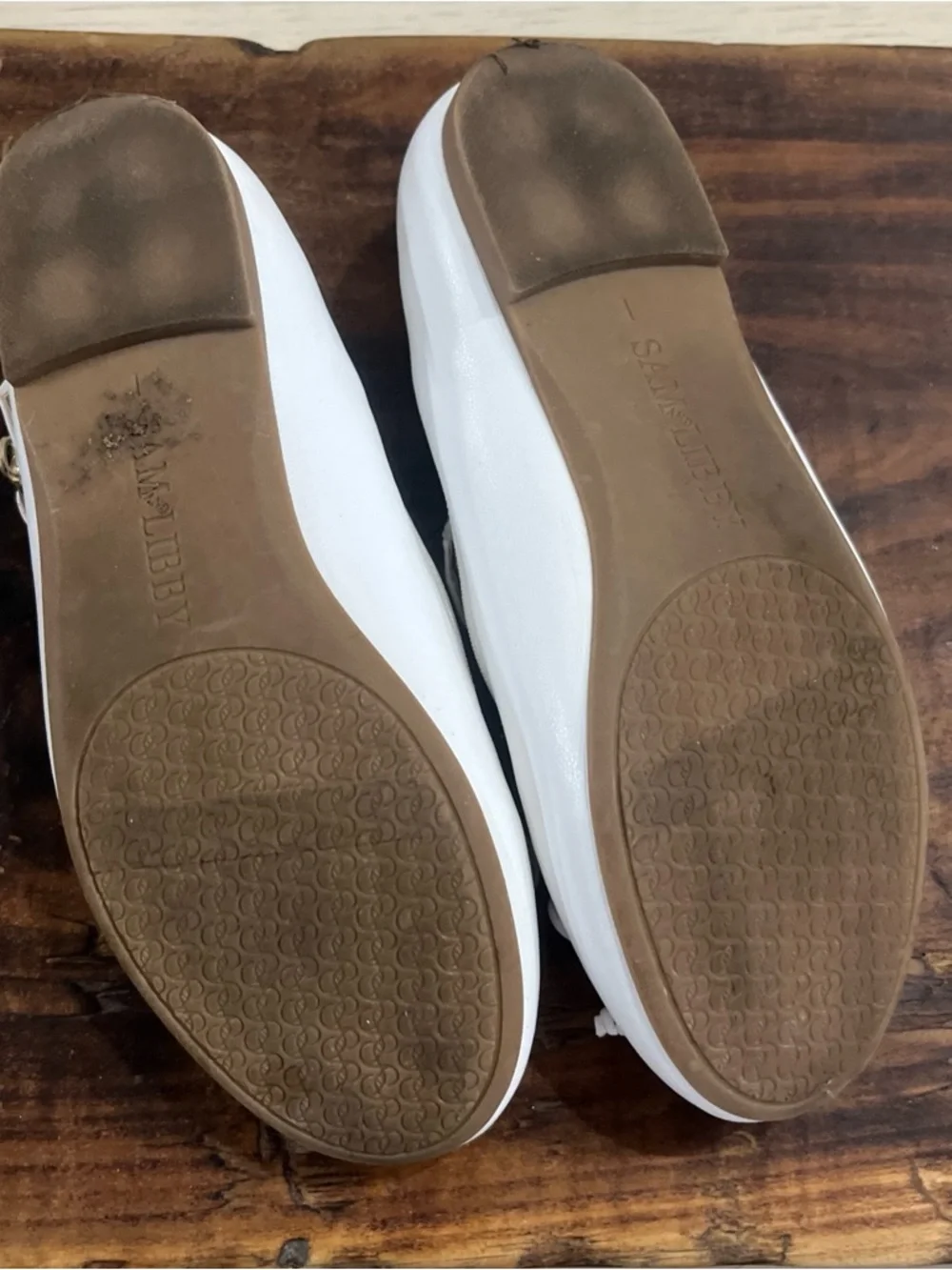 Sam & Libby White Ballet Flats Shoes with Cross Strap size 1
